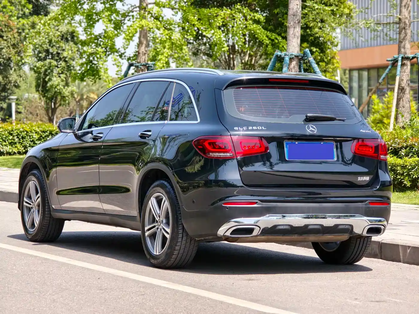 Mercedes-Benz GLC 2021 GLC 260 L 4MATIC Sporty фото 5