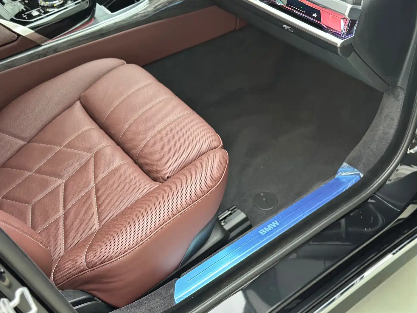 BMW 7 Series 2023 2023 Model 740Li Premium Luxury Package