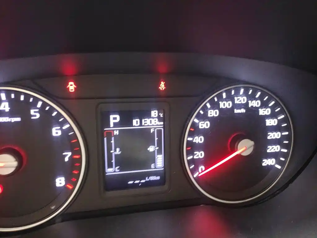 Kia KX3 2016 2015 1.6L Automatic 2WD DLX