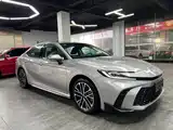 Фото 2 - Toyota Camry