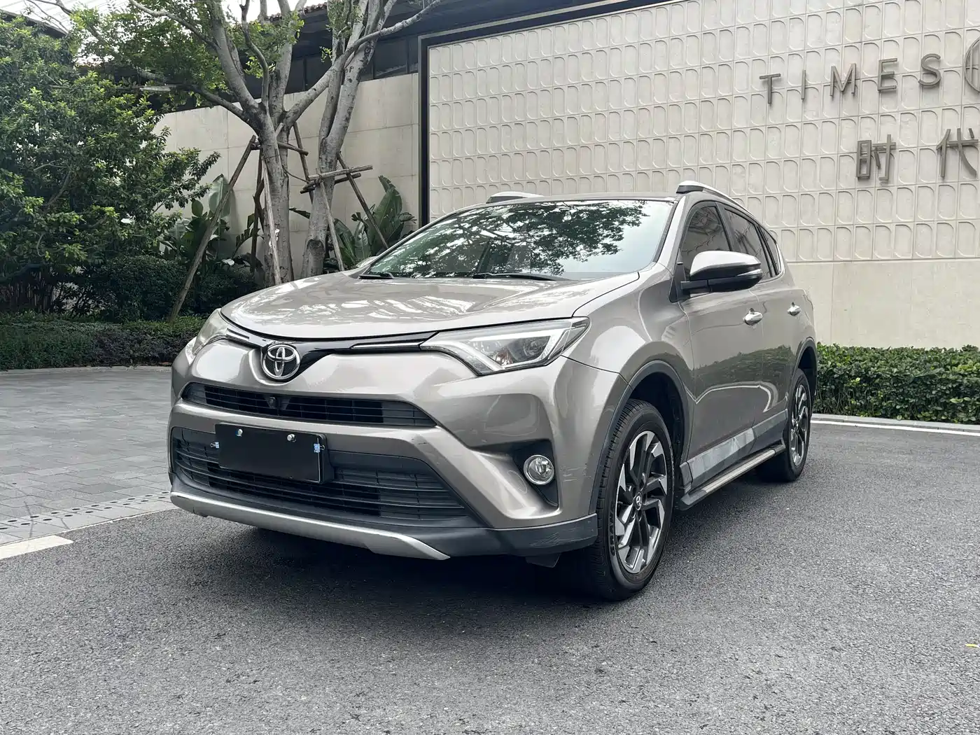 Toyota RAV4 Rongfang 2016 2.5L Automatic 4WD Elite