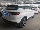 Фото 3 - Geely Coolray