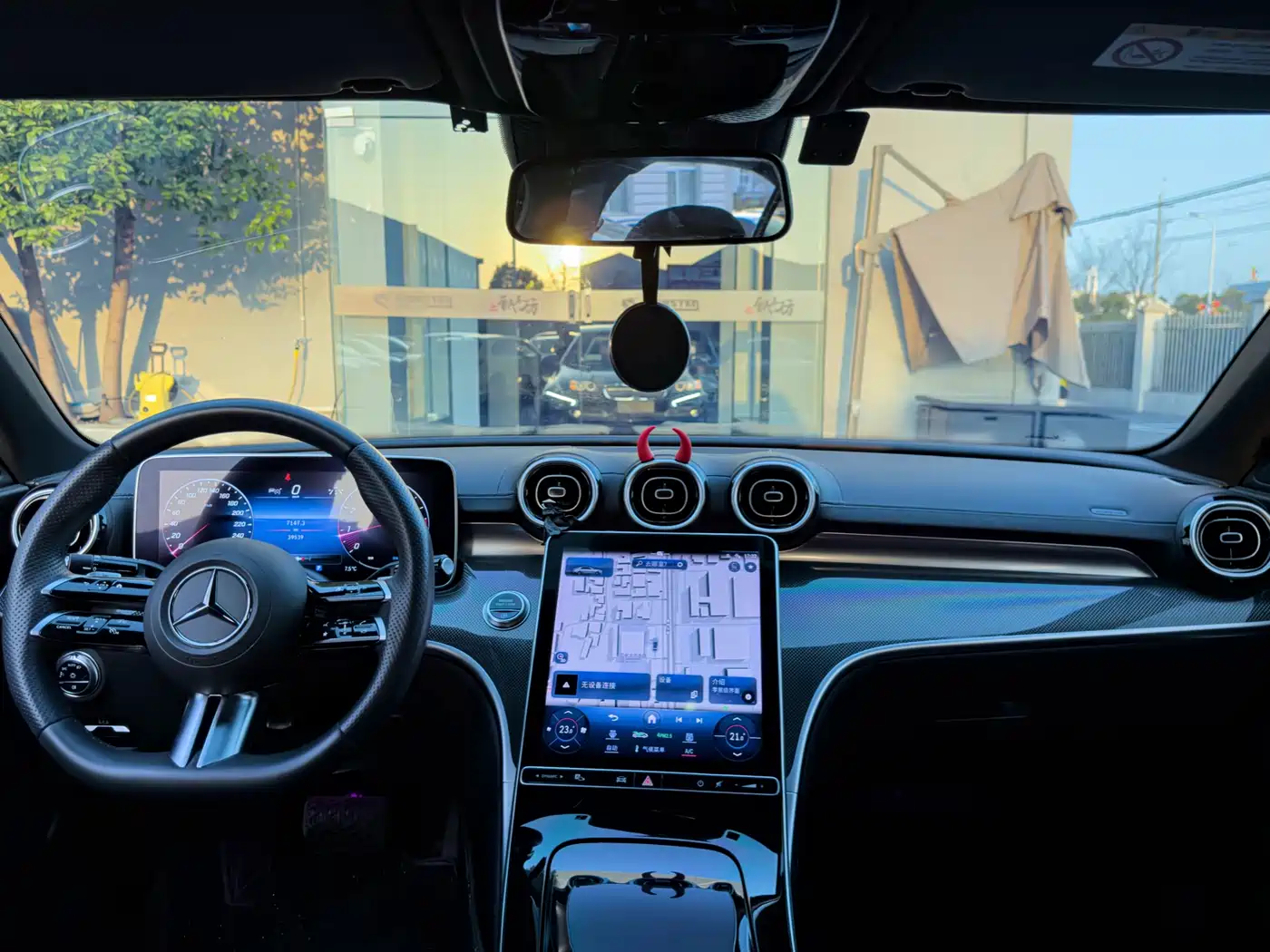 MERCEDES-BENZ C CLASS