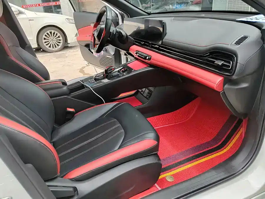 GAC Trumpchi Trumpchi Emkoo 2023 Shadow Leopard H Smart Hybrid фото 10