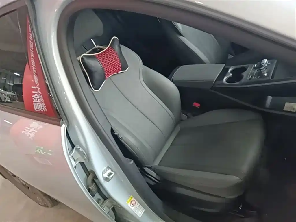 BYD Qin PLUS 2025 DM-i Smart Drive 55KM Leader фото 25