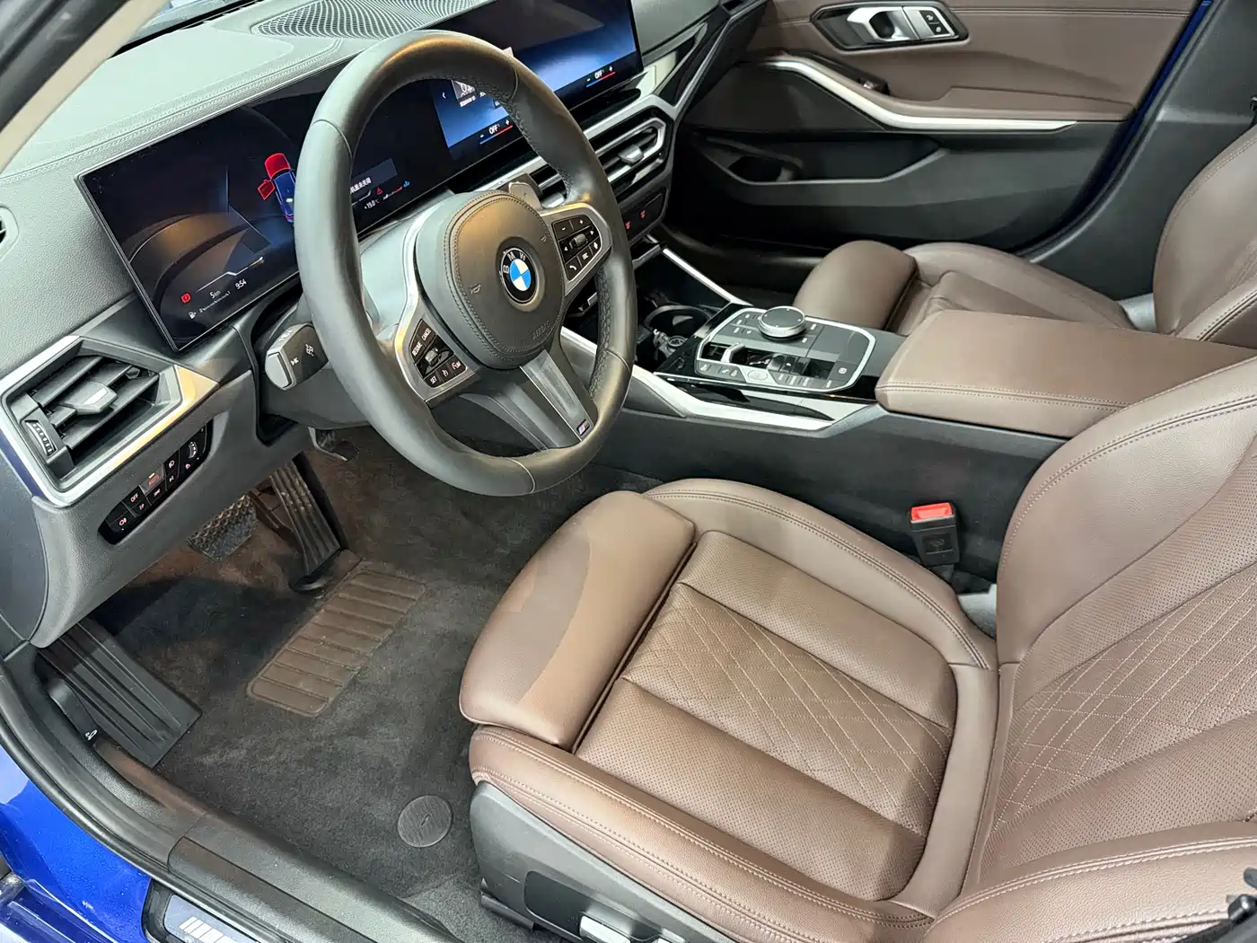 BMW 3 Series 2023 320Li M Sport Package фото 7