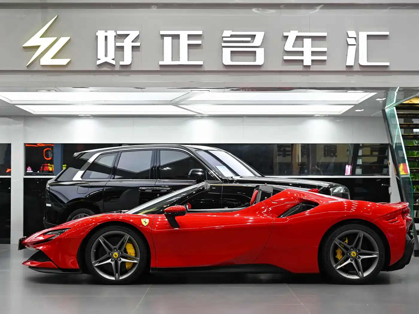Ferrari SF90 2025 2021 3.9T V8 Spider