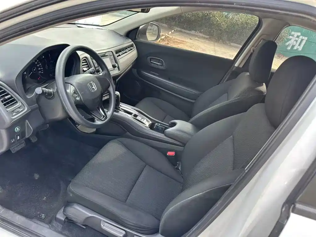 Honda Vezel 2016 2015 1.5L CVT 2WD Comfort