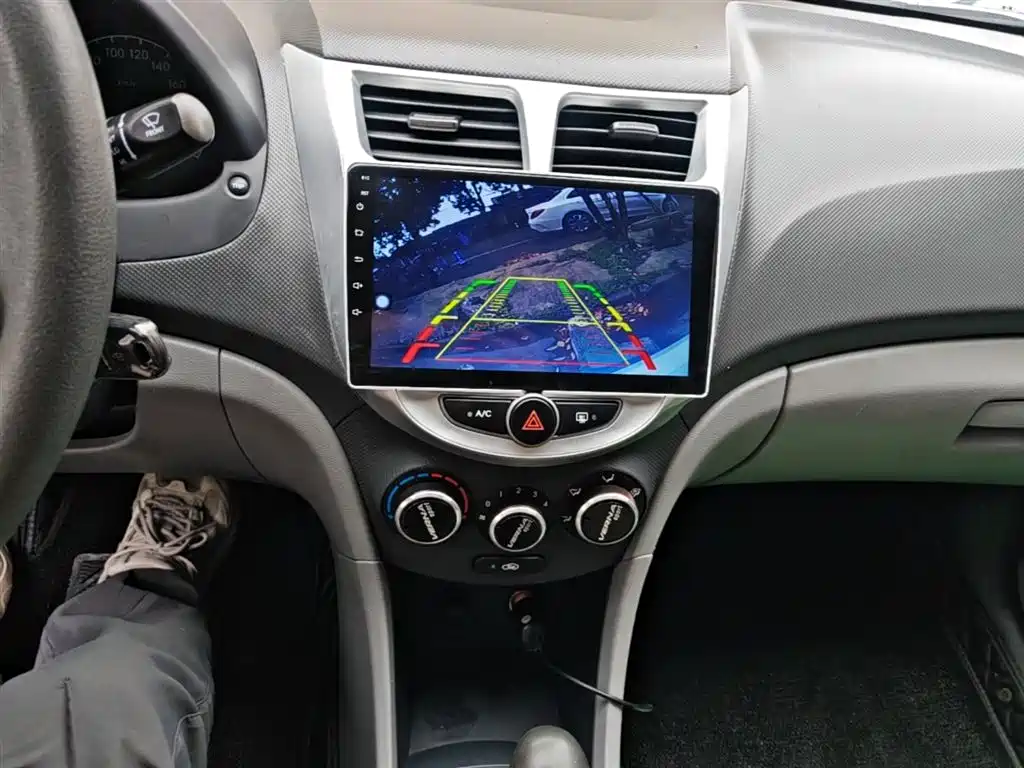 Hyundai Verna 2016 1.4L Automatic Smart GLS фото 13