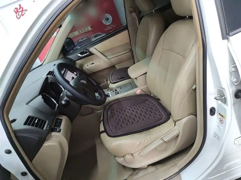 Toyota Highlander 2012 2.7L 2WD 5-seater Elite Edition фото 15