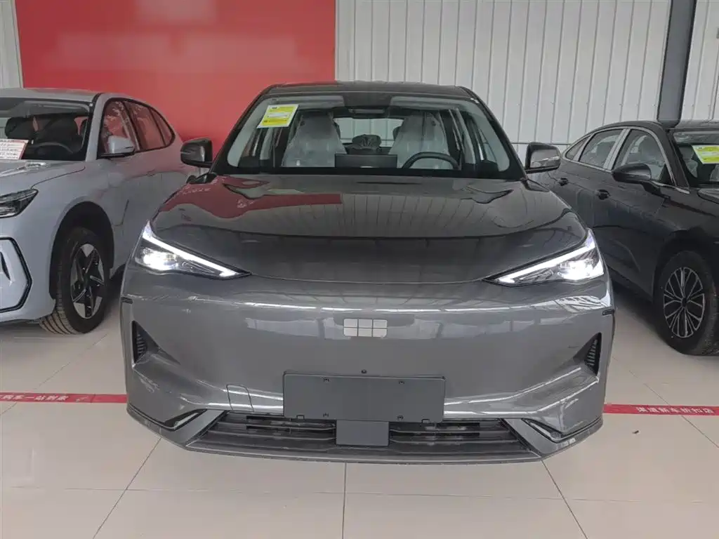 Geely Galaxy Galaxy E5 2026 530km Voyager Edition фото 3