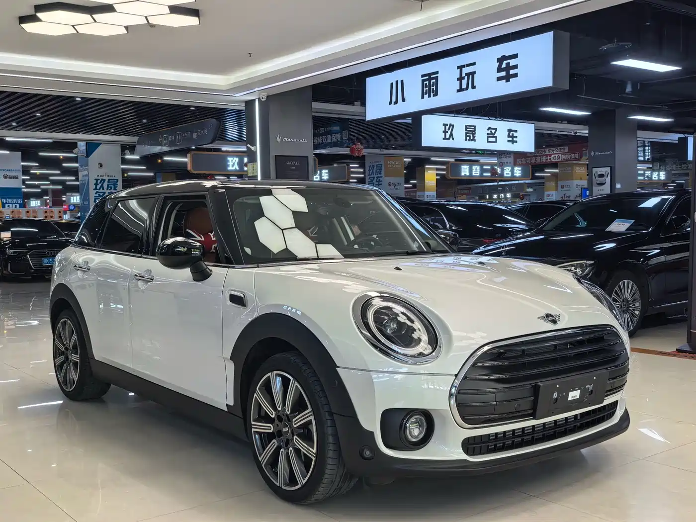 MINI CLUBMAN 2024 2023 Facelift 1.5T COOPER Connoisseur
