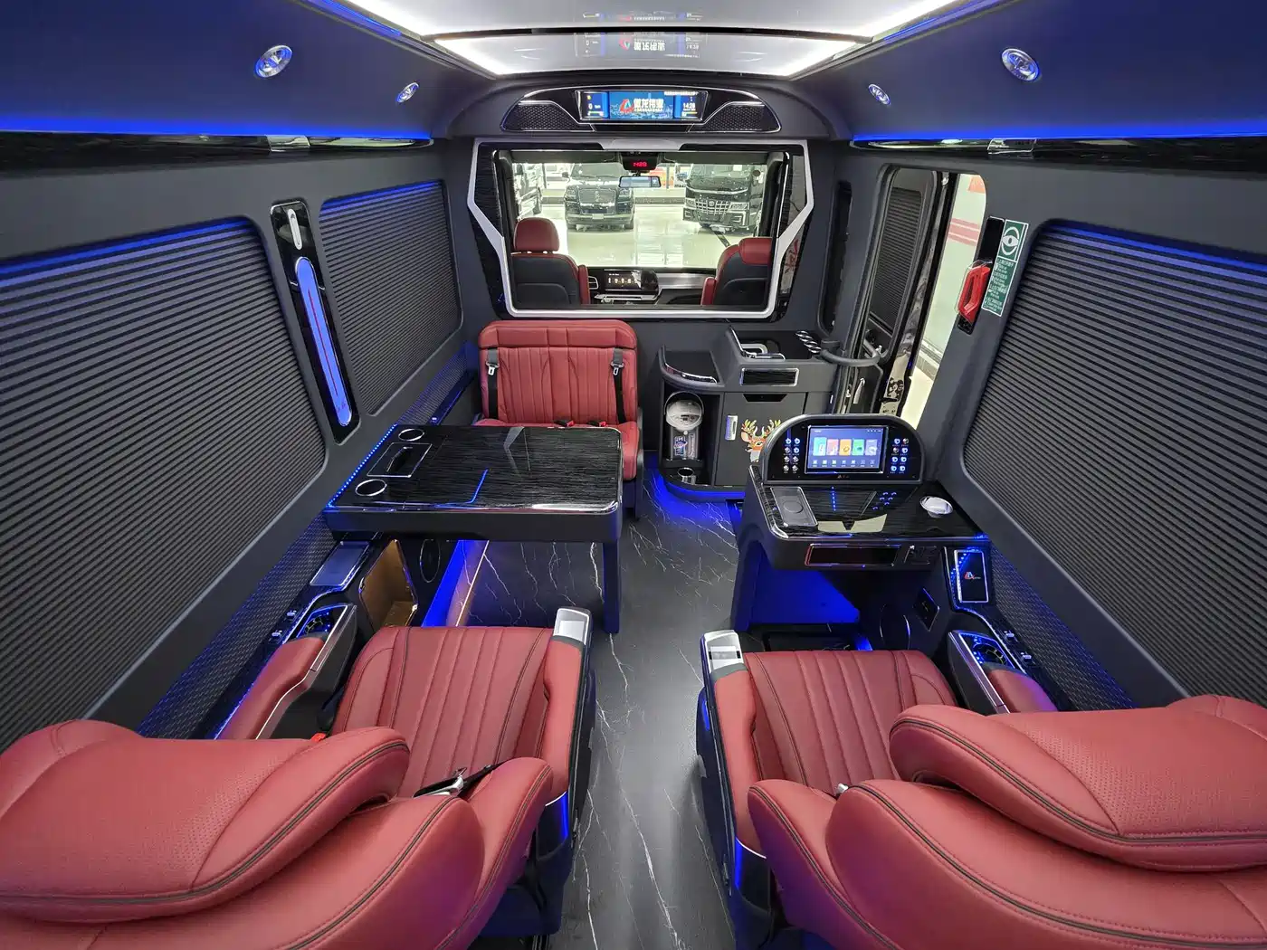 Hongqi Guoyue 2024 3.0T Flagship Edition 17-seater фото 12
