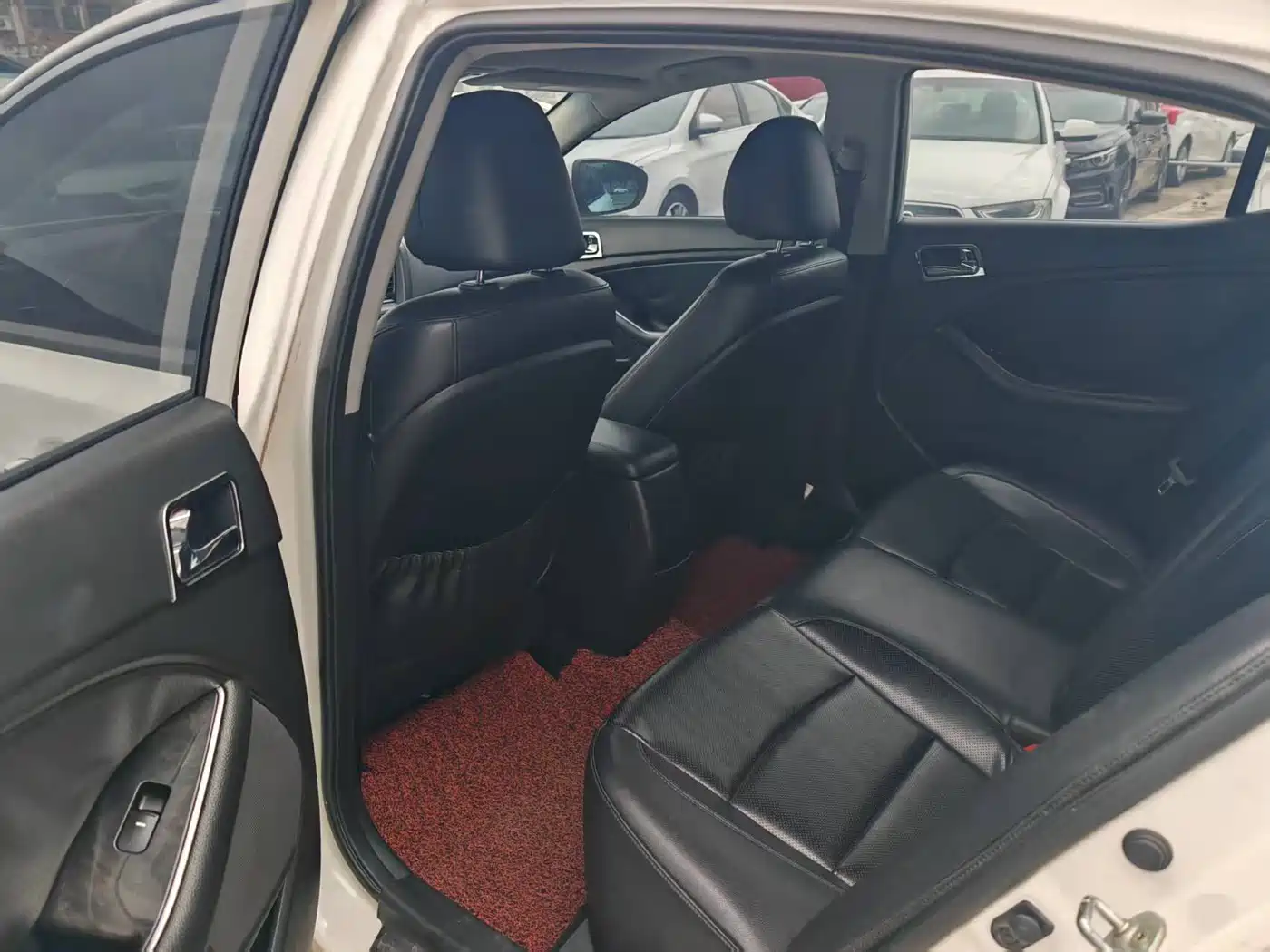 Kia K5 2014 2.0L Automatic LUXURY фото 6