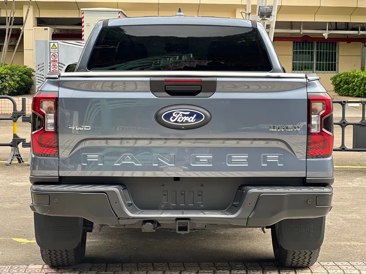 Фото 14 - Ford Ranger