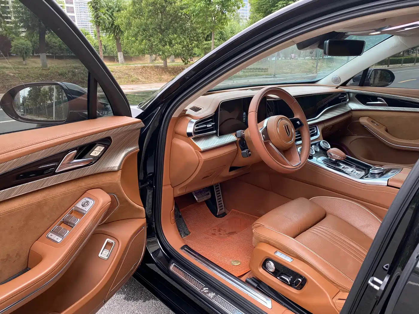 Hongqi H9 2020 2.0T Smart Connection Qi Chang Edition фото 4
