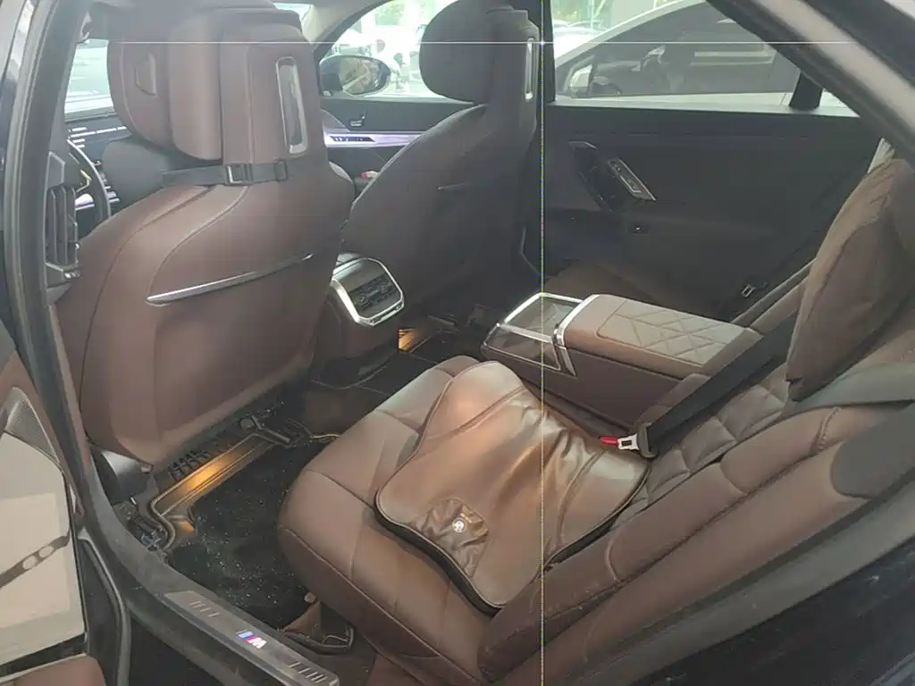 BMW 7 Series 2023 2023 Model 735Li M Sport Package