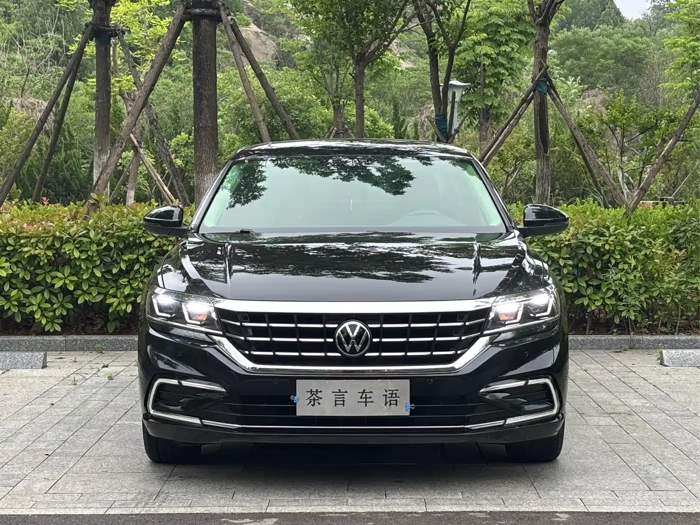 Volkswagen Passat 2021 Model 330TSI Elite Edition фото 2