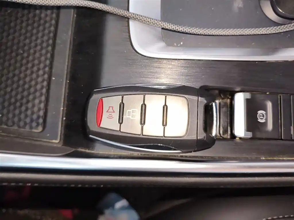 Haval H6 2021 National Trend Edition 1.5GDIT Automatic Champion Edition фото 9
