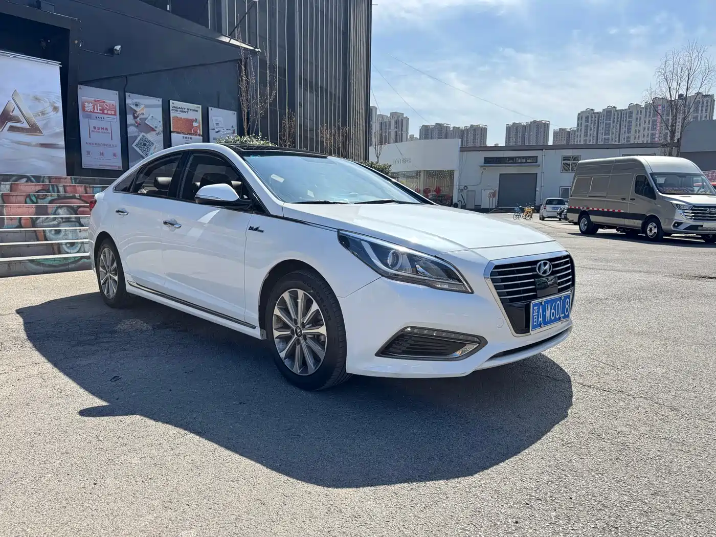 HYUNDAI SONATA