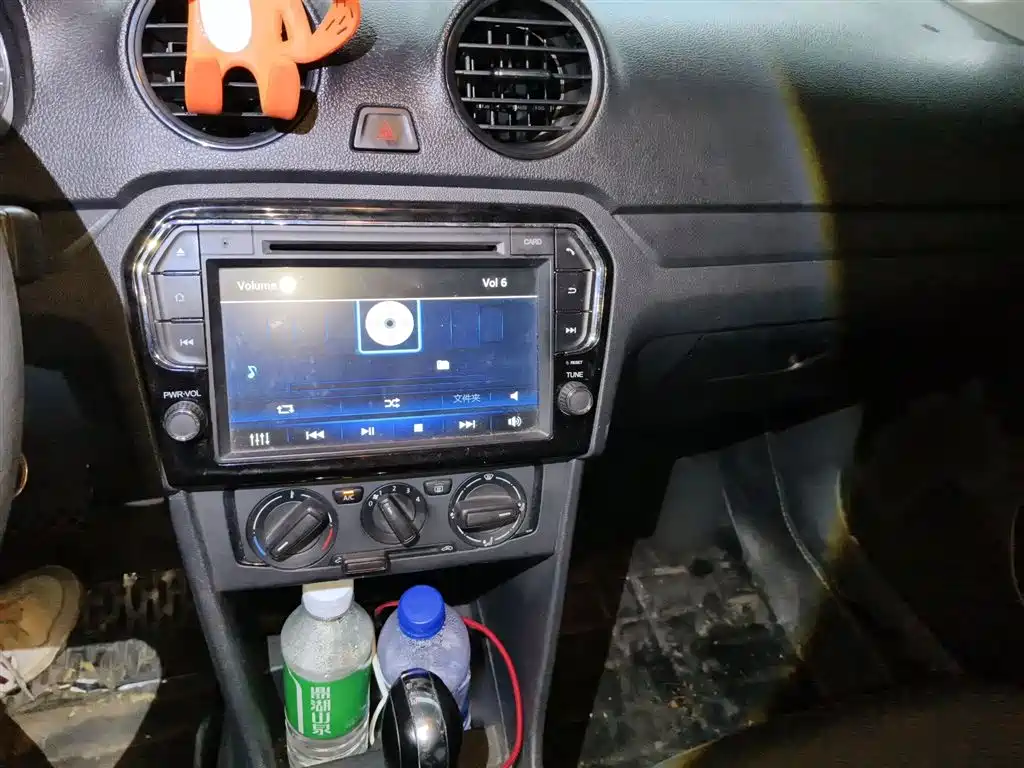 Volkswagen Jetta 2015 Value Edition 1.6L Automatic Fashion фото 6