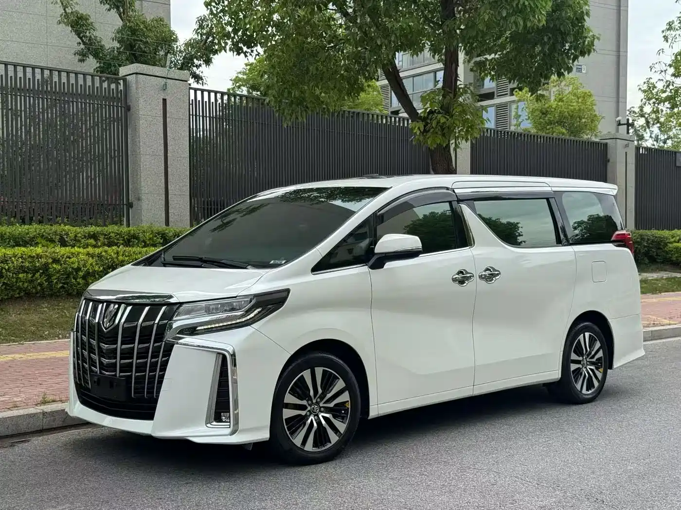 Toyota Alphard 2018 Facelift 3.5L Premium Edition