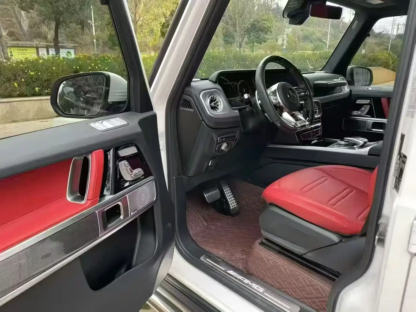 MERCEDES-BENZ G-CLASS