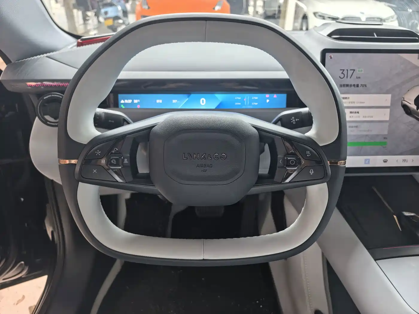 Lynk & Co Z10 2026 2025 71kWh 602km RWD Pro