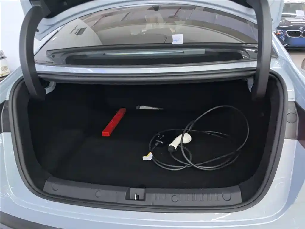 BYD Qin L 2025 DM-i Smart Drive Edition 80KM Leading фото 19