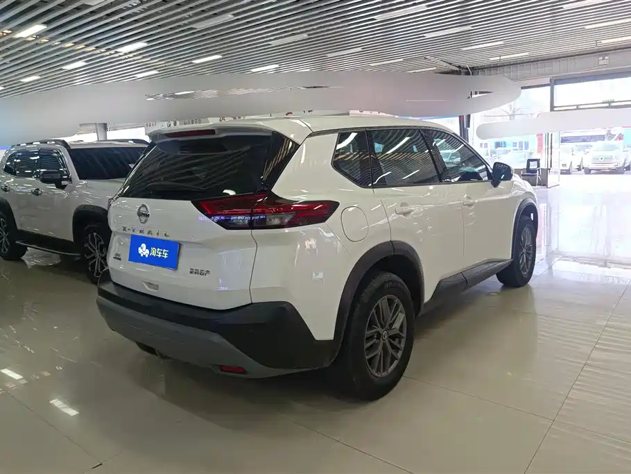 NISSAN QIJUN