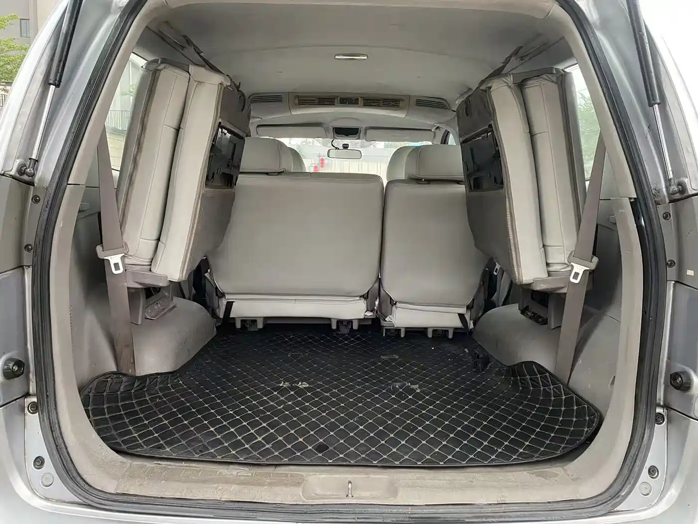 Mitsubishi Zinger 2011 2.0L Manual Luxury фото 14