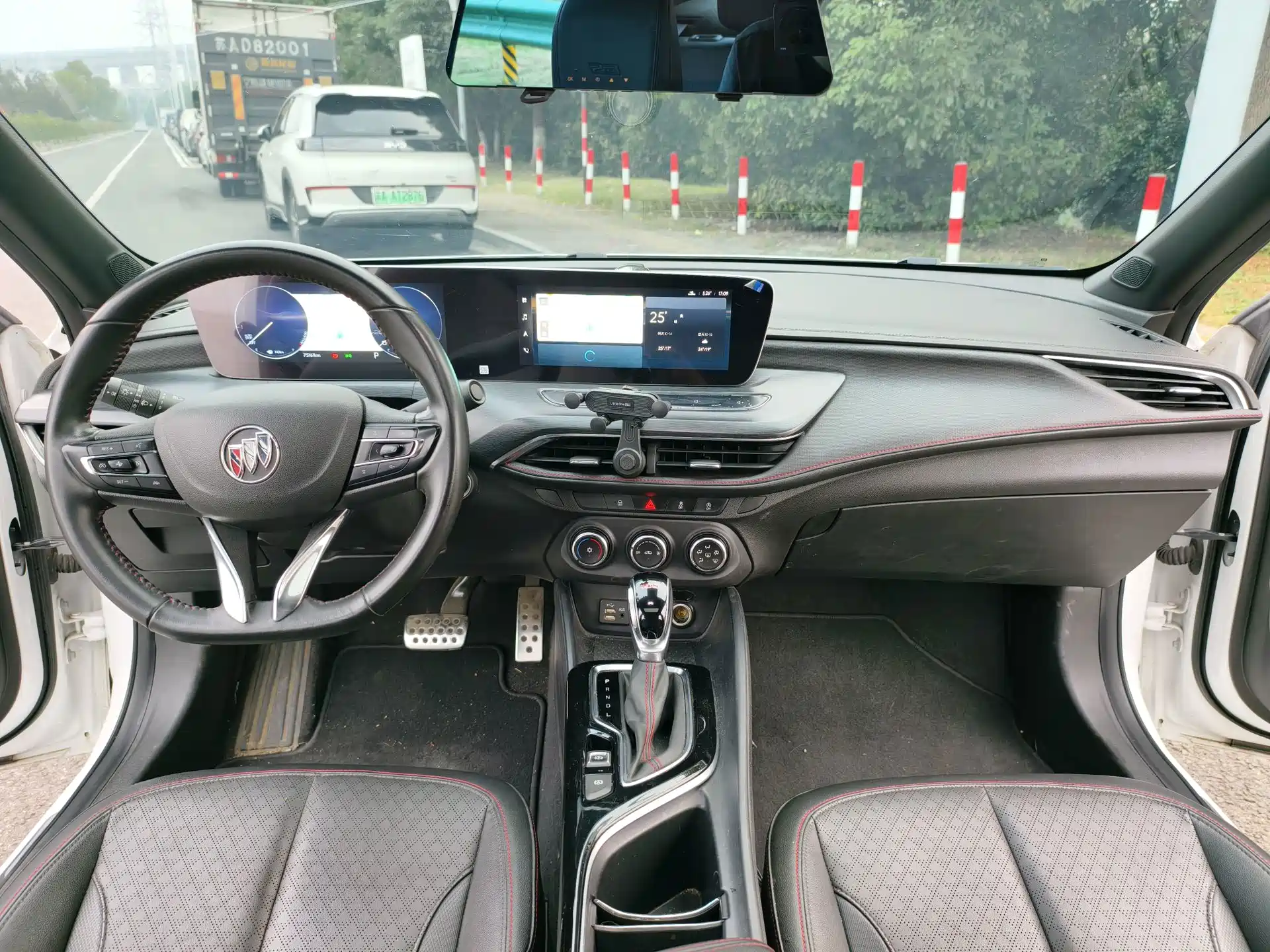 Фото 3 - Buick Verano