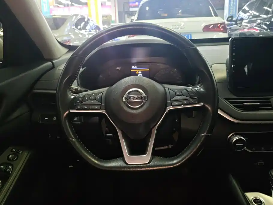 Фото 15 - Nissan Teana