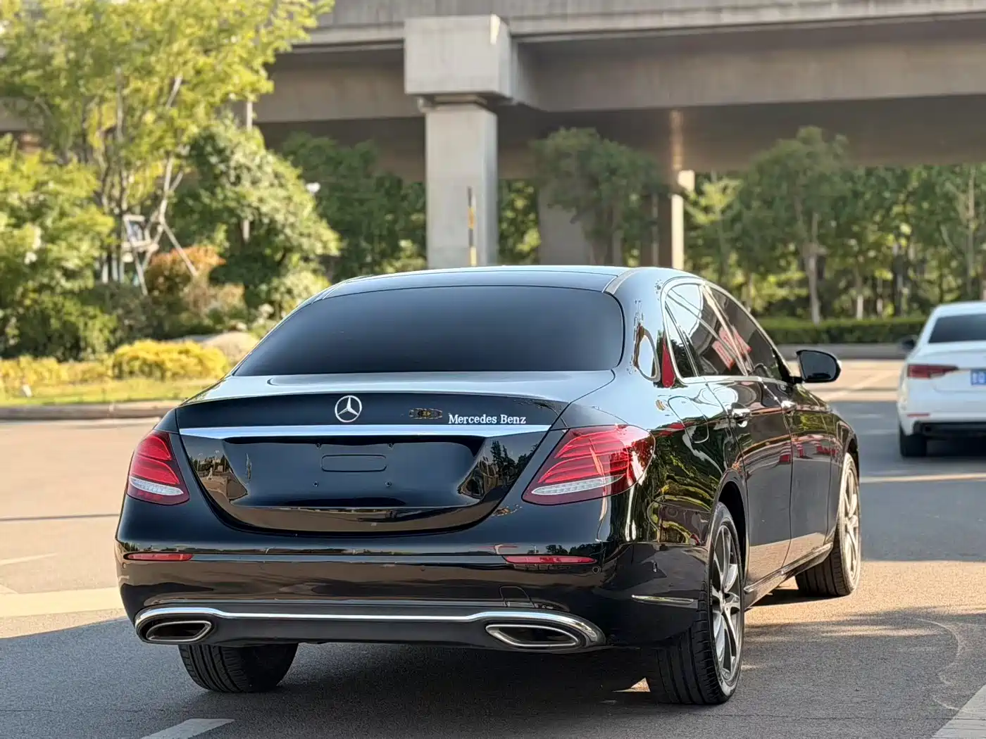 Mercedes-Benz E-Class 2019 Facelift E 300 L Luxury фото 6