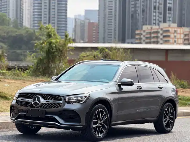 MERCEDES-BENZ GLC