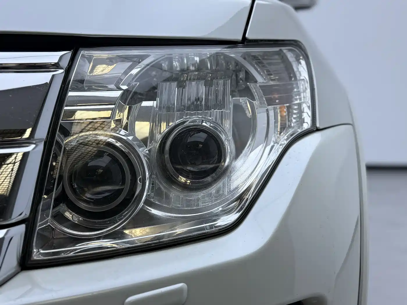 Mitsubishi Pajero (Import) 2018 3.0L Automatic Luxury Edition фото 11