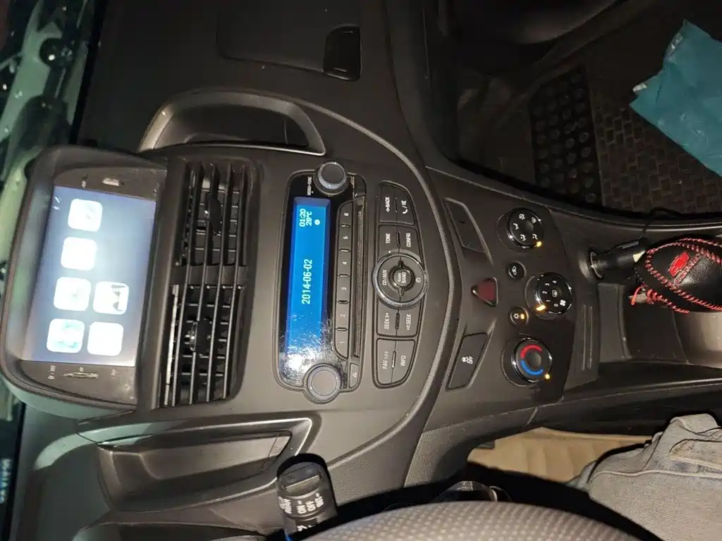 Фото 6 - Chevrolet Trax