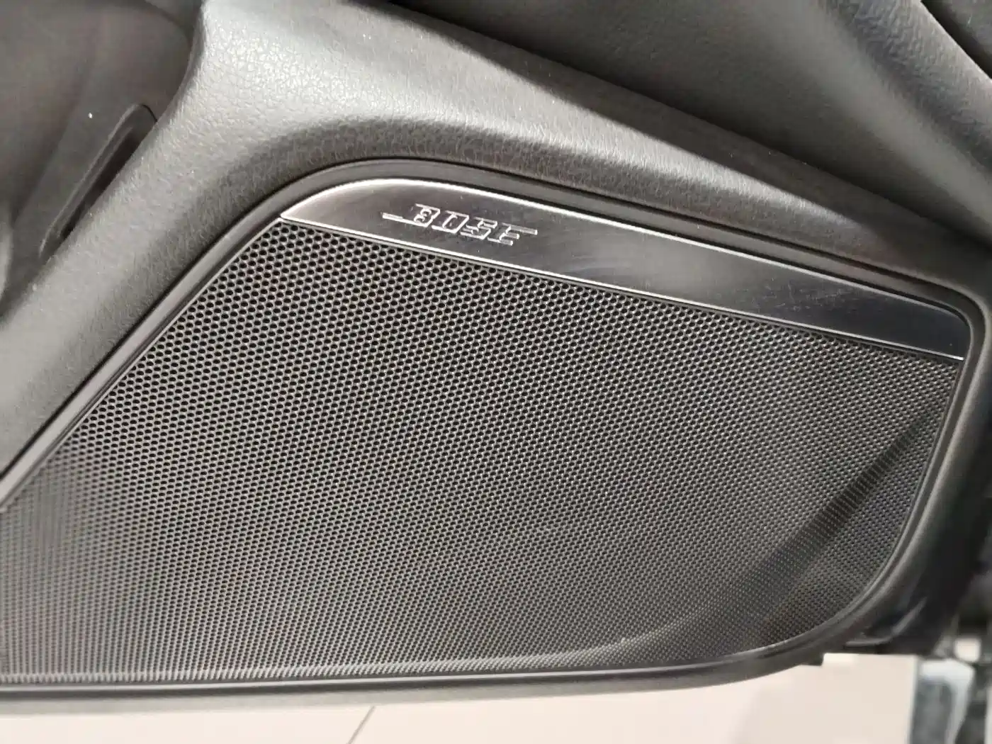 Audi A6L 2014 30 FSI Luxury фото 4