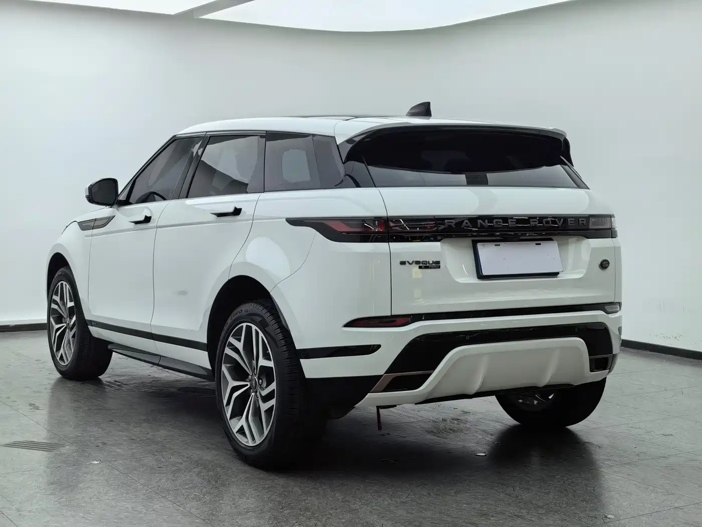 Land Rover Range Rover Evoque 2020 249PS R-DYNAMIC S Sport Edition фото 6