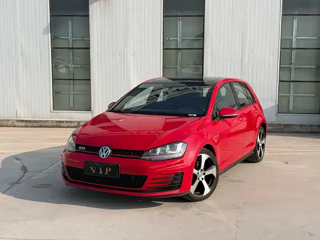 VOLKSWAGEN GOLF GTI