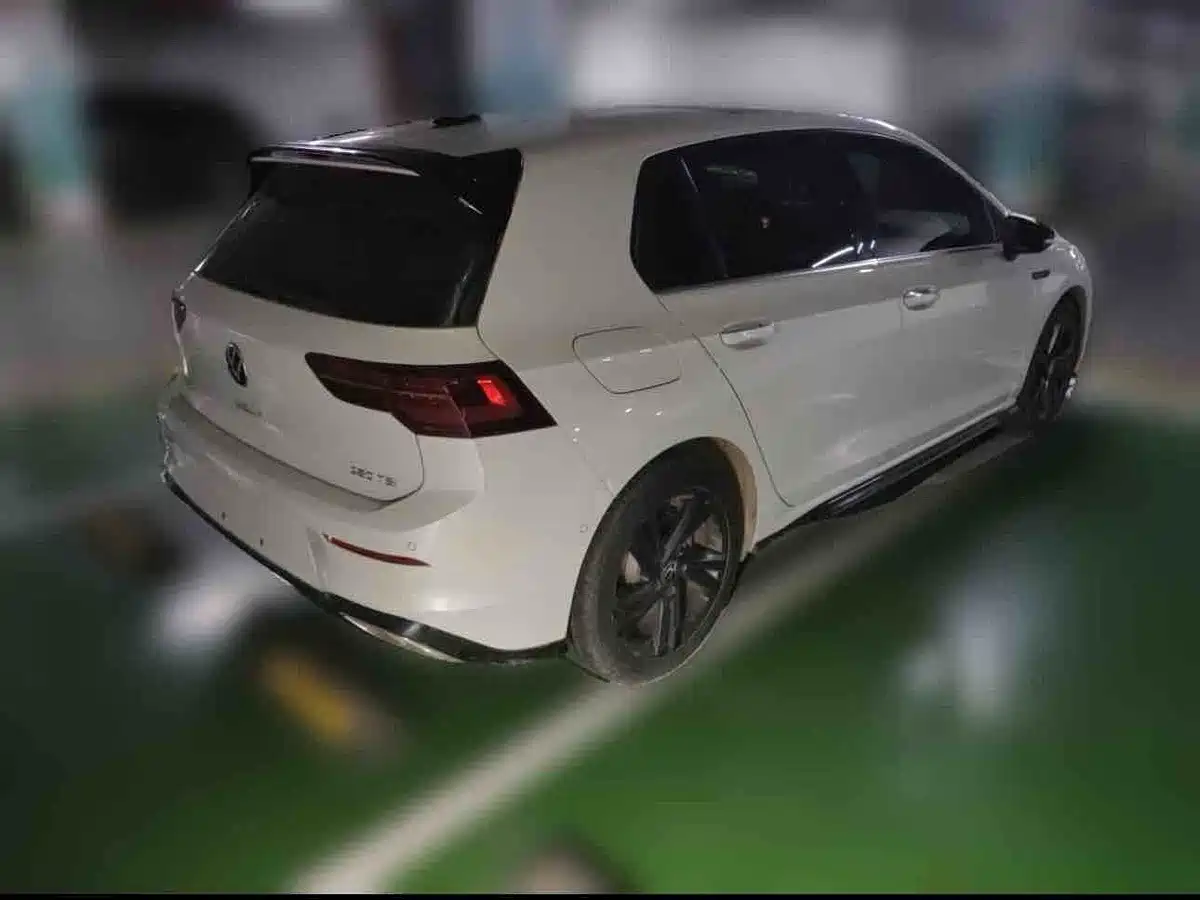 Фото 4 - Volkswagen Golf