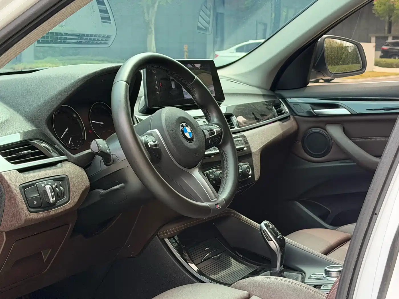 BMW X1 2020 sDrive20Li Fashion Model фото 15