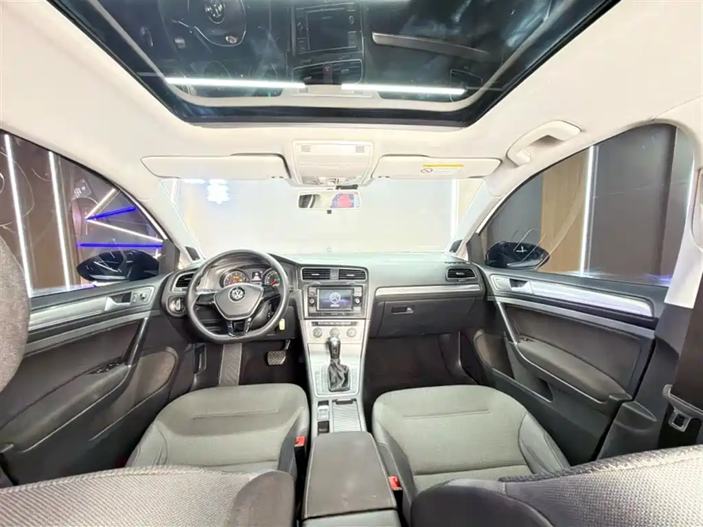 Volkswagen Golf 2015 1.4TSI Automatic Comfort фото 8