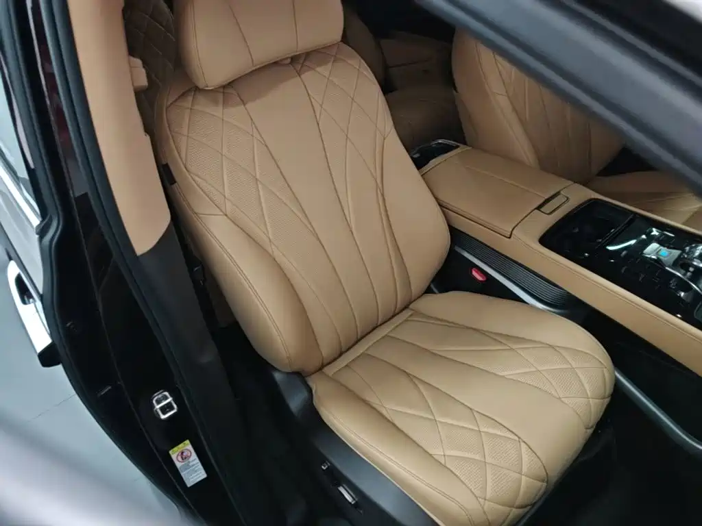 Denza D9 2026 2025 DM-i Smart Drive Edition 1020 AWD Premium