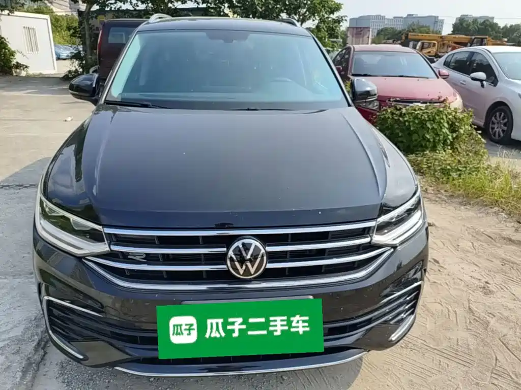 Volkswagen Tiguan L 2025 2024 Outstanding 330TSI Auto 2WD R-Line Dragon Glory Edition