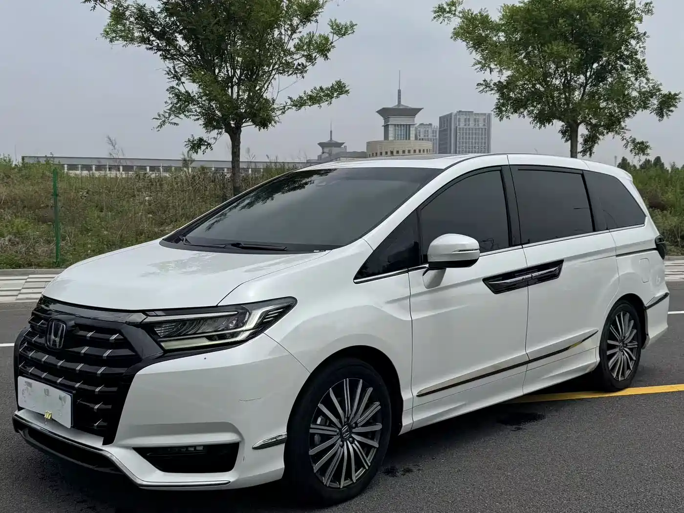 Honda Elysion 2022 2.0L e:HEV Luxury