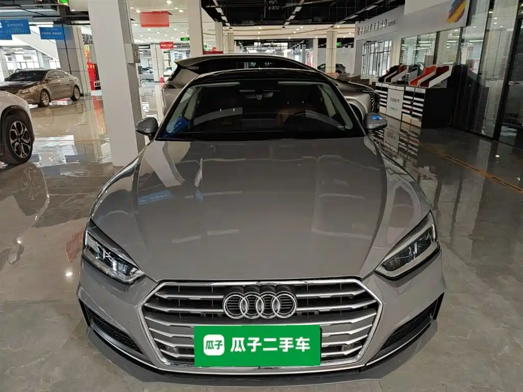 Audi A5 (Import) 2019 Sportback 40 TFSI Fashion фото 3