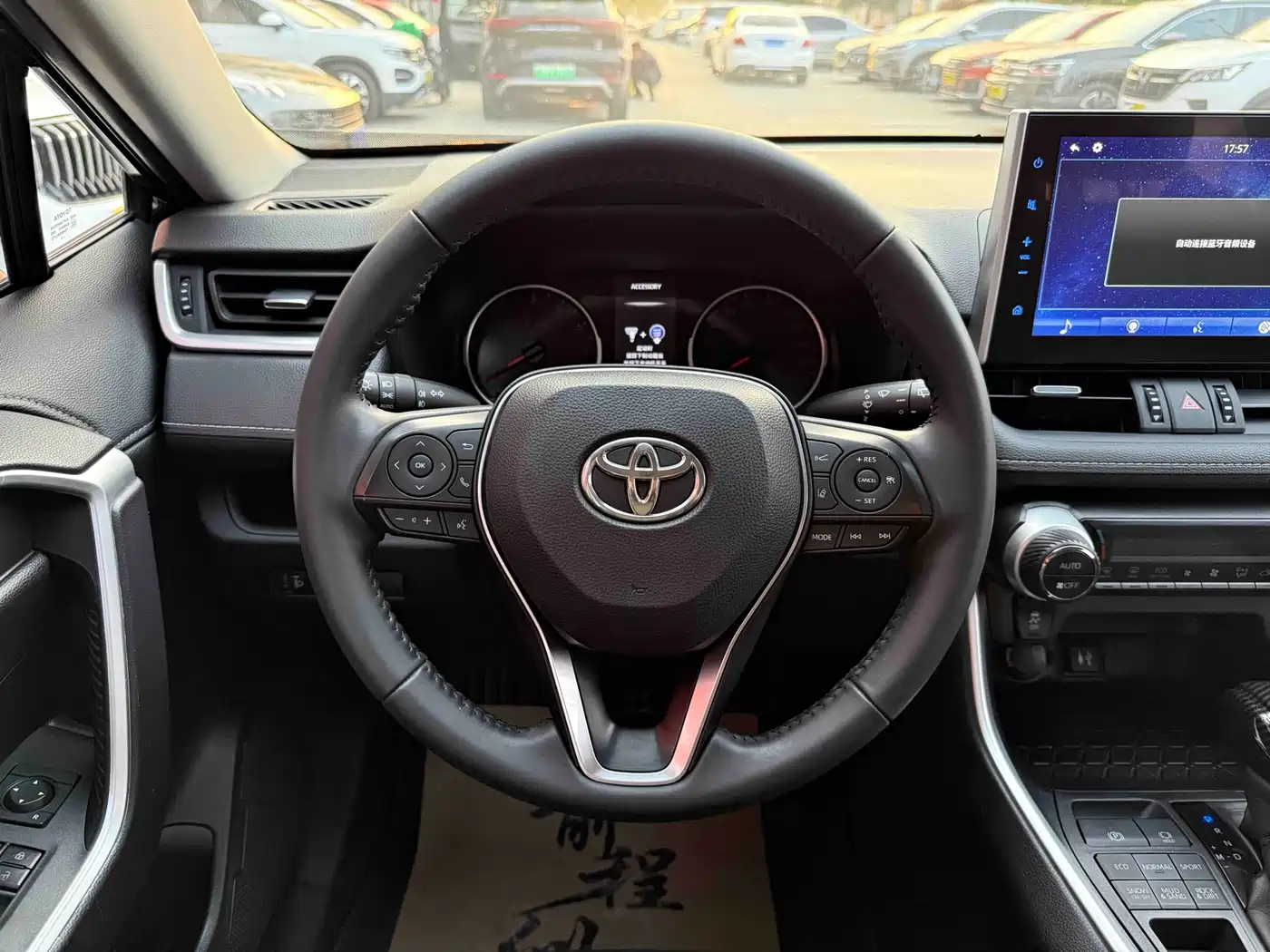 Toyota Wildlander 2021 2.0L CVT 4WD Luxury Edition фото 9