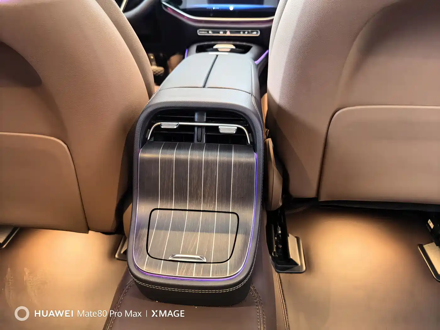 Mercedes-Benz E-Class 2024 Model E 300 L Luxury фото 13