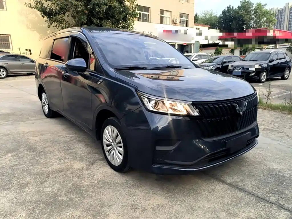 Wuling Motors Wuling Jiachen 2023 2022 1.5L Manual Joy Elite